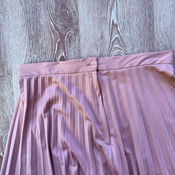 Beautiful Elegant Vintage Pleated Dusty Pink Maxi Skirt - Picture 5 of 7